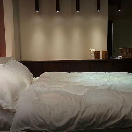 Changhong Homestay Цзюфэнь Экстерьер фото